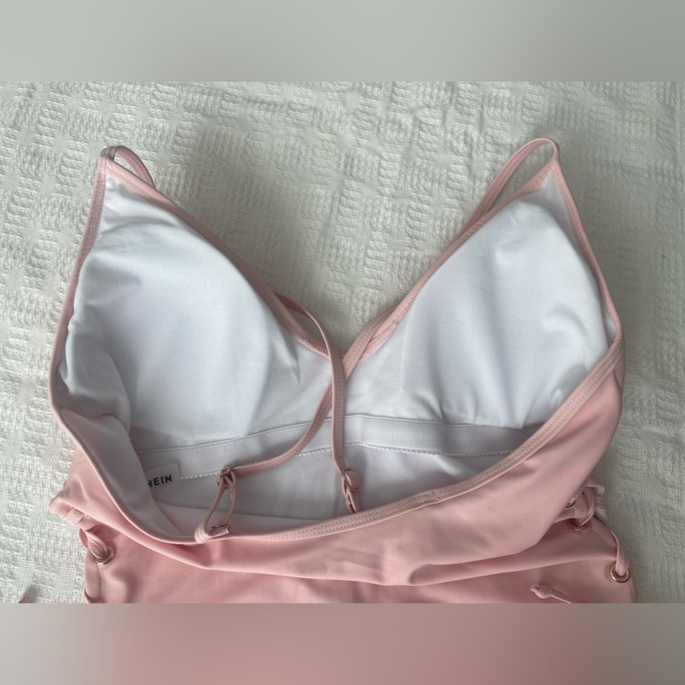 Swimsut & dress - Picture 4 of 15